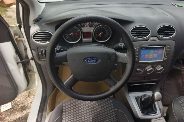 Used Ford Focus 2013 Hatchback Classic 1.8L Manual Base Model Steering Wheel