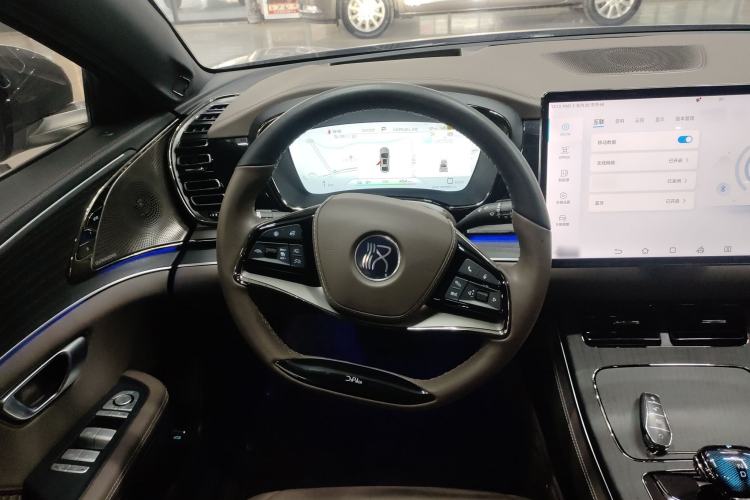 Used BYD Han 2022 EV Genesis Edition 610KM All-Wheel Drive Premium Model Steering Wheel