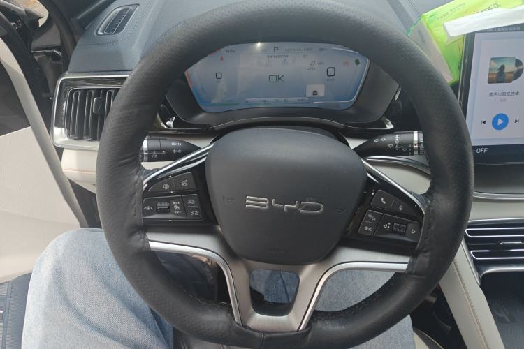 Used BYD Song PLUS New Energy 2023 Champion Edition DM-i 150KM Flagship PLUS Steering Wheel