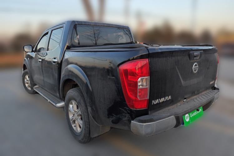 Used Nissan Navara 2017 2.5L Automatic 2WD Luxury Edition QR25
