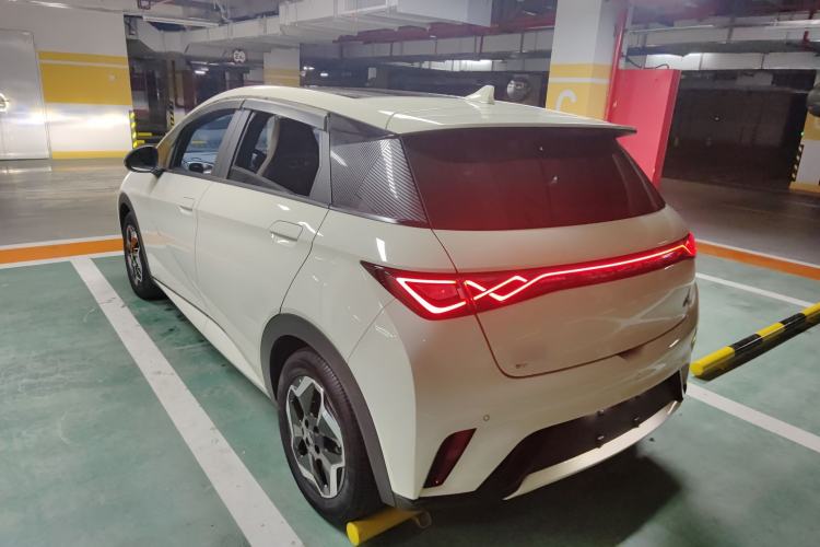 Used BYD Dolphin 2021 405 km Fashion Edition