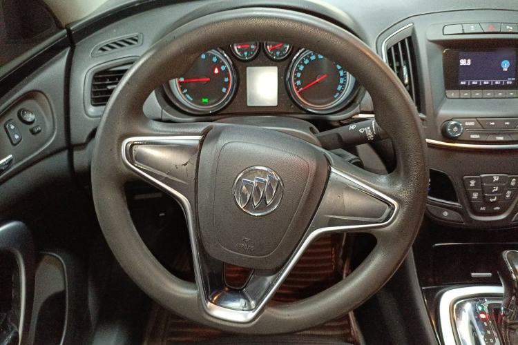 Used Buick Regal 2015 1.6T Leading Technology Model Steering Wheel