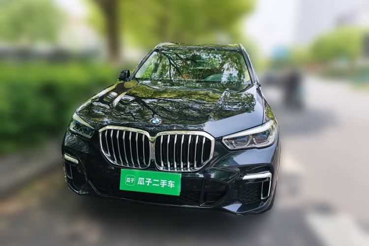 Used BMW X5 2022 xDrive 30Li Luxury M Sport Package
