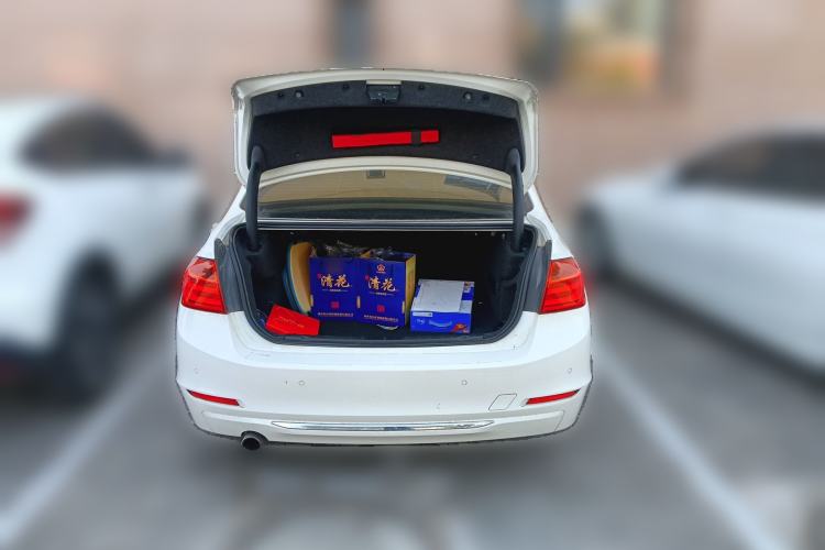 Used BMW 3 Series 2015 320Li Luxury Edition Fashion Model Trunk