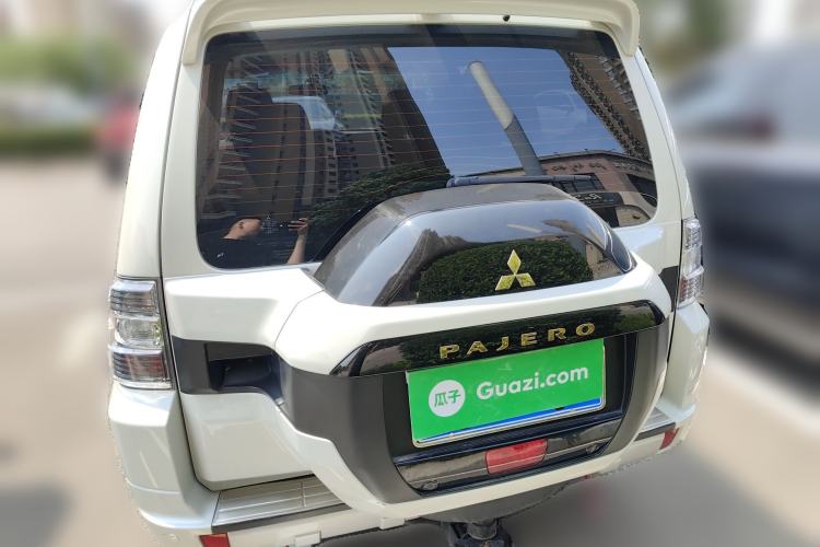 Used Mitsubishi Pajero 2020 3.0L Automatic Standard Edition
