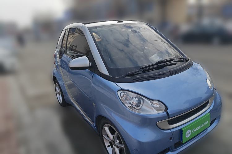 Used smart fortwo 2011 1.0 MHD Convertible Orange Edition
