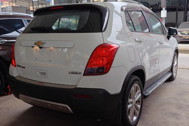 Used Chevrolet Trax 2016 1.4T Manual Two-Wheel Drive Comfort Version with Sunroof