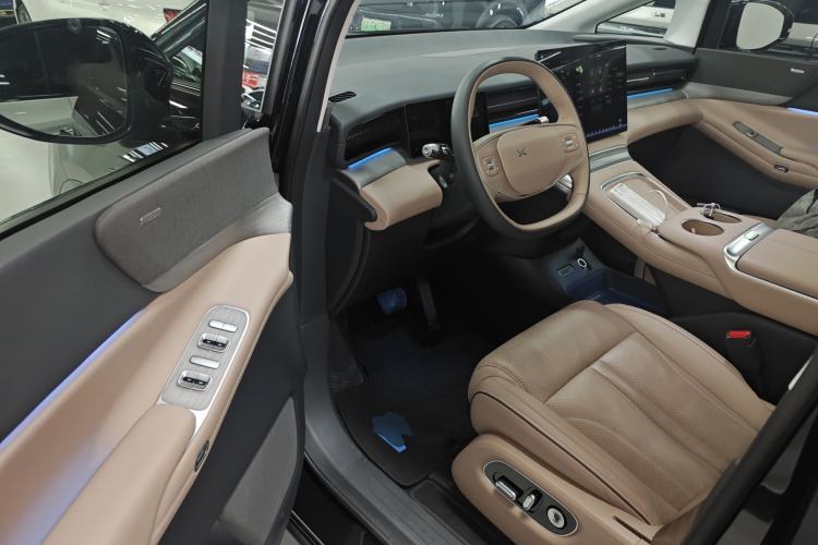 Used XPeng X9 2025 740 Ultra-Long Range Max