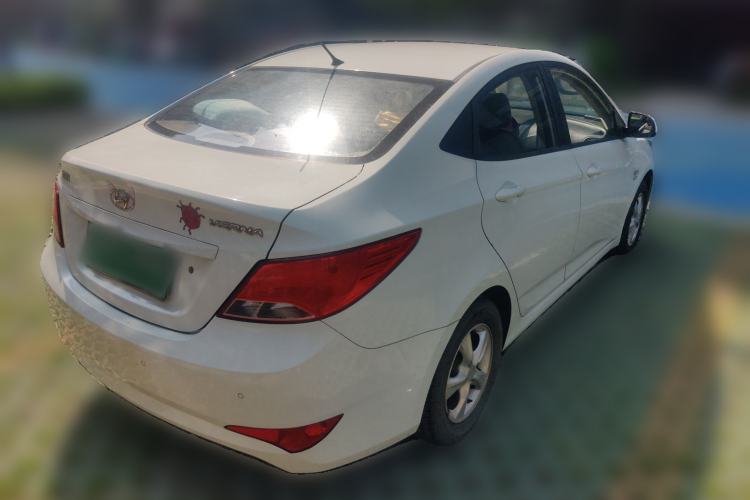Used Hyundai Verna (older generation) 2014 1.4L Automatic Smart GLS Rear Right 45 Deg