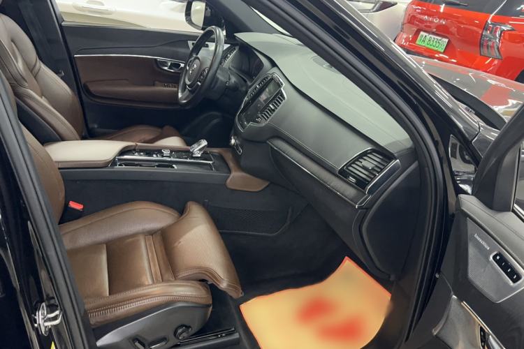 Used Volvo XC90 New Energy 2021 E-Drive Hybrid T8 Luxury Flagship 7-Seater
