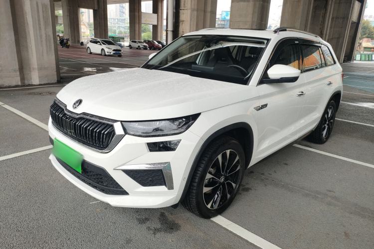 Used Skoda Kodiaq 2023 Facelifted TSI330 7-Seater Two-Wheel-Drive Luxury Edition