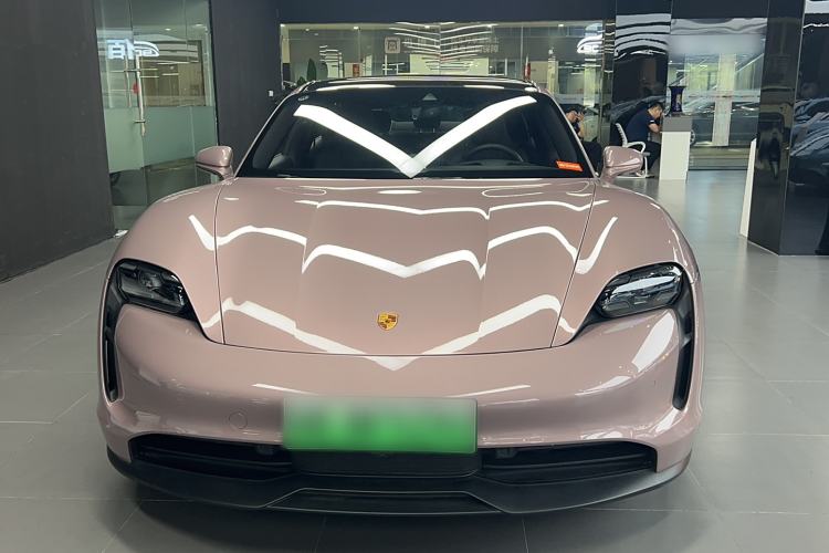 Used Porsche Taycan 2022-Year Updated Taycan
