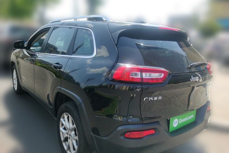 Used Jeep Cherokee 2016 2.4L Leading Edition Rear Left 45 Deg