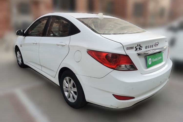 Used Hyundai Verna (older generation) 2010 Sedan 1.4L Automatic Comfort Model GS Rear Left 45 Deg