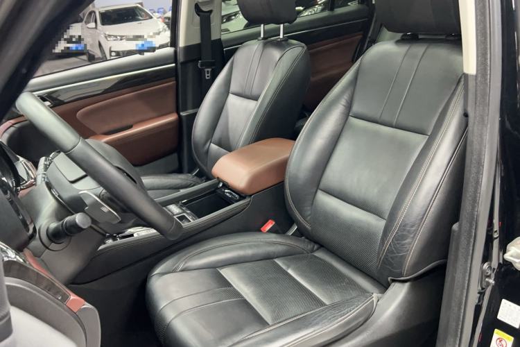 Used GAC Trumpchi GS8 2017 320T Two-Wheel Drive Luxury Smart Connectivity Version (7 Seats)
