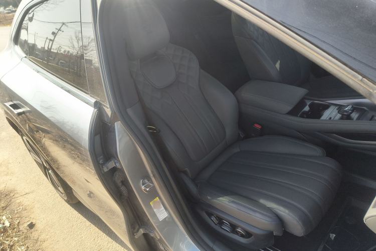 Used BYD Song L EV 2025 Intelligent Driving Version 662 km LiDAR Excellence Edition
