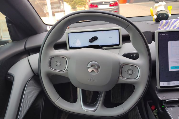 Used Nio ET5T 2024 75kWh Touring Steering Wheel