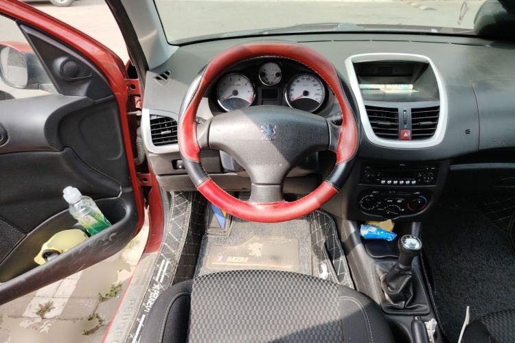 Used Peugeot 207 2011 Hatchback 1.4L Manual Yule Edition Steering Wheel