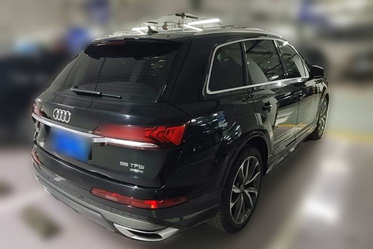 Used Audi Q7 2021 55 TFSI quattro S line Sport model
