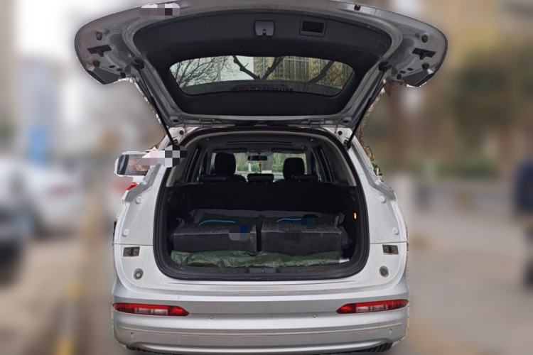 Used Landian E5 2023 1.5L DE-i 100KM Enjoyment Version 5 Seats
