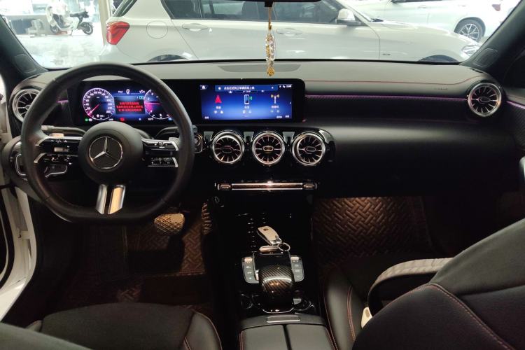 Used Mercedes-Benz A-Class 2023 A 200 L Fashion Model Center Console