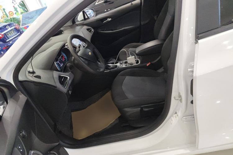 Used Chevrolet Cruze 2018 320 Automatic Pioneer Sunroof Edition