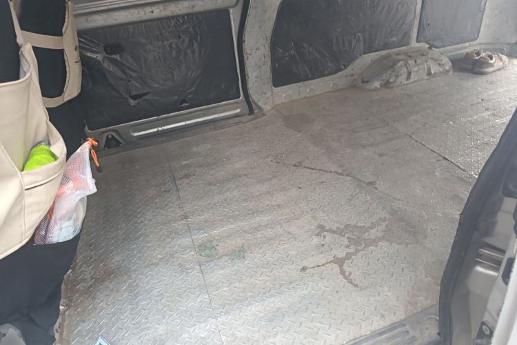 Used Wuling EV50 2020 Pure Electric Van Logistics Vehicle with Penghui Heated Battery