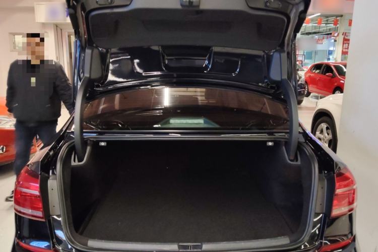 Used Volkswagen Passat 2017 280TSI DSG Luxury Edition Trunk