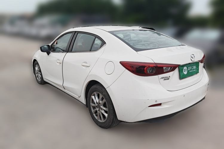 Used Mazda 3 Axela 2017 Sedan 1.5L Automatic Luxury Model Emission Standard China V
