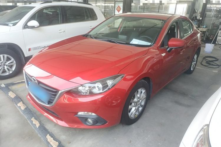 Used Mazda 3 Axela 2016 Sedan 1.5L Automatic Luxury Model