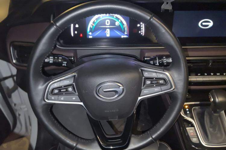 Used GAC Trumpchi M6 2023 PRO 270T DCT Luxury Edition Steering Wheel