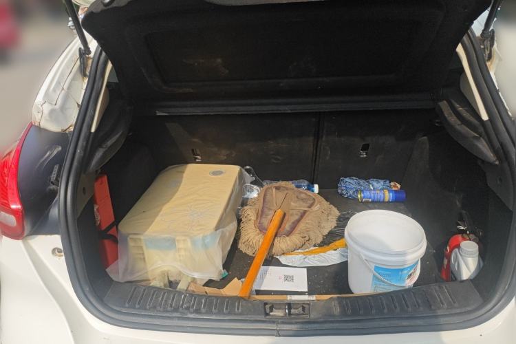 Used Ford Focus 2015 Hatchback 1.6L Manual Fashion Edition Trunk