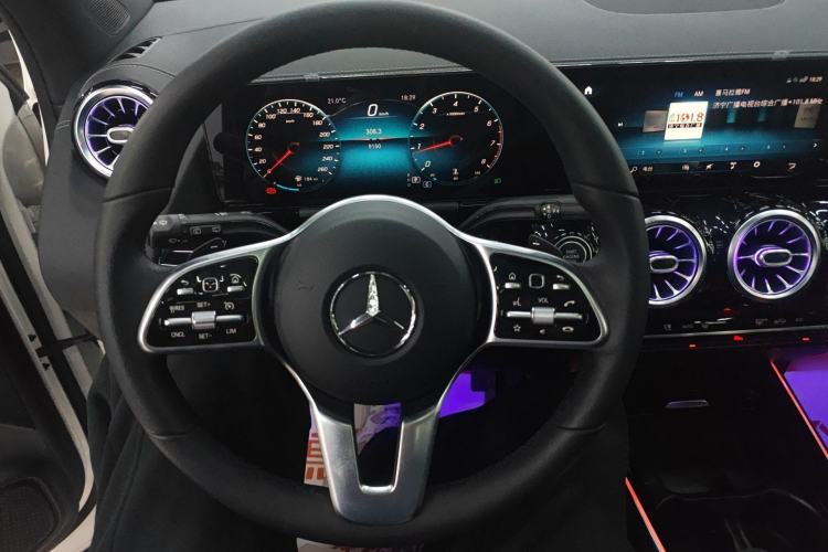 Used Mercedes-Benz GLA 2020 GLA 200
