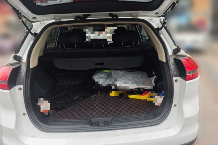 Used Geely Auto Emgrand X7 Sport 2016 1.8TD Automatic ZhiShang Model Trunk