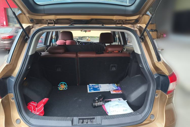 Used GAC Trumpchi GS4 2015 200T G-DCT Elite Edition Trunk