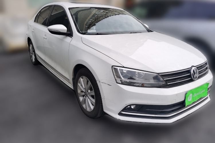 Used Volkswagen Sagitar 2015 1.6L Automatic Comfort Model
