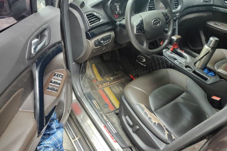 Used GAC Trumpchi GS4 2017 235T Automatic Two-Wheel Drive Luxury Smart Connectivity Version Driver Seat