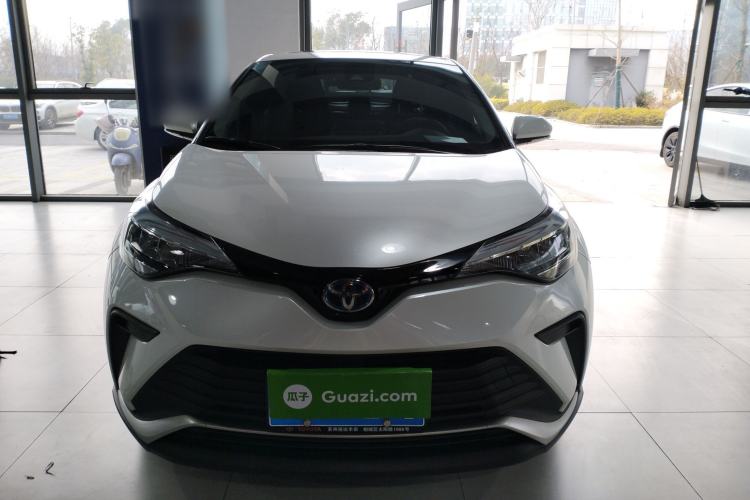 Used Toyota IZOA 2021 Dual-Motor 2.0L Yixiang Edition Front