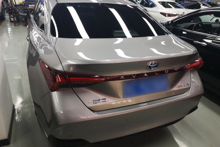 Used Toyota Avalon 2022 Dual-Engine 2.5L Luxury Edition