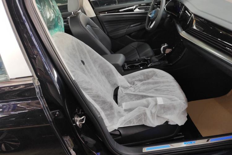 Used Volkswagen Passat New Energy 2025 430 PHEV Hybrid Business Edition Right Front Seat