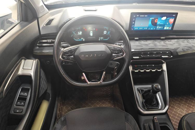 Used Baojun RS-3 2020 1.5L Manual Elite Version with 24-Hour Online Service
