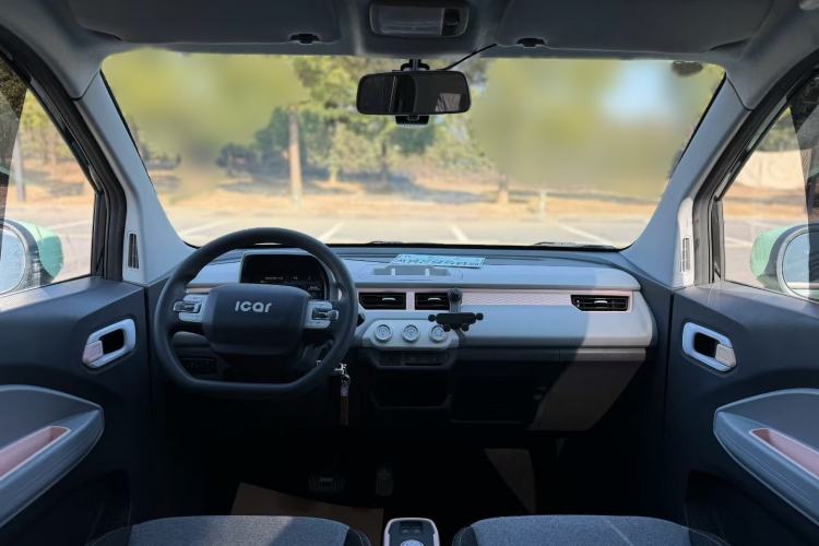 Used Chery QQ Ice Cream 2022 170km Sundae Phosphate Lithium-Ion