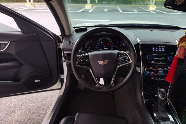 Used Cadillac ATS-L 2016 28T Tech Edition Steering Wheel