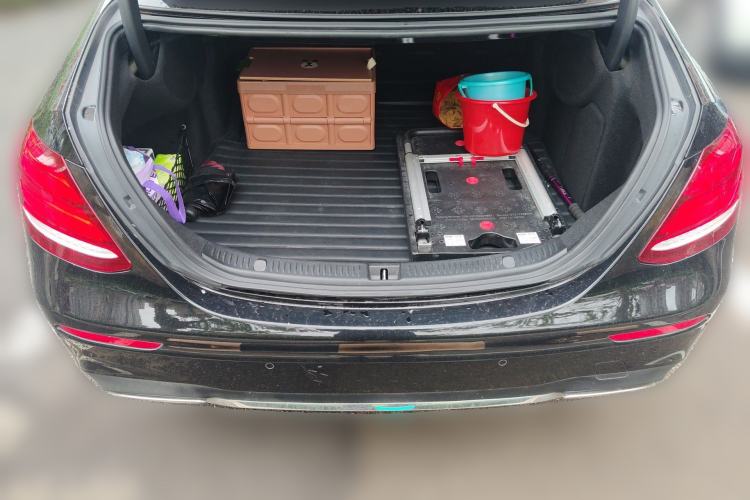 Used Mercedes-Benz E-Class 2020 Restyled E 300 L Sporty and Stylish Edition Trunk