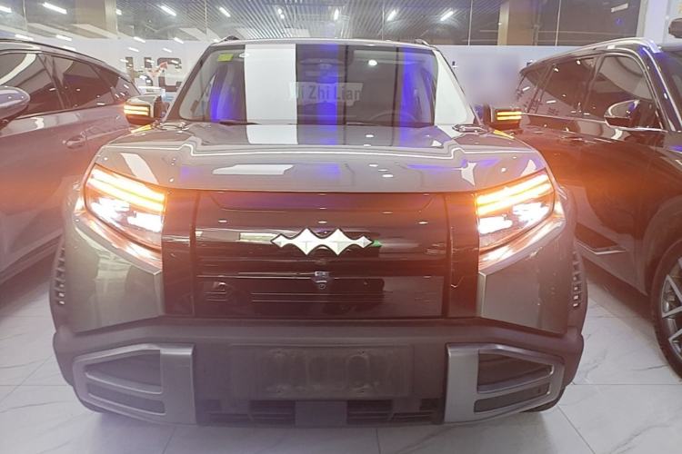 Used Formula Leopard Titanium 3 2025 501KM All-Wheel Drive Intelligent Driving Ultra Version Front