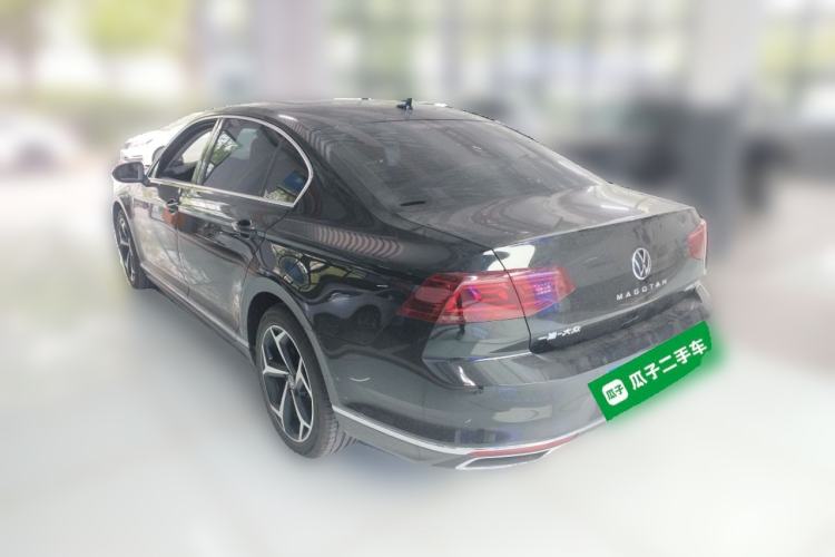 Used Volkswagen Magotan 2025 Revised Version 2 Zhongxiang Edition 330TSI DSG Luxury Trim