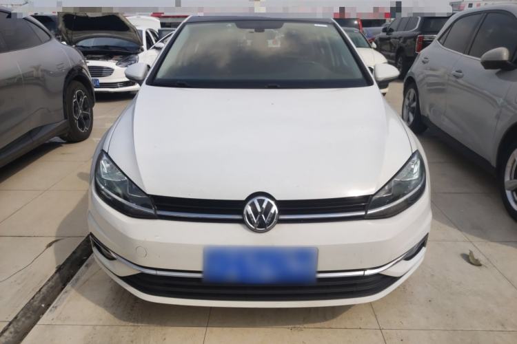 Used Volkswagen Golf 2018 230TSI Automatic Luxury Version
