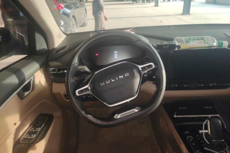 Used Wuling Victory 2023 2.0L DHT Luxury Edition