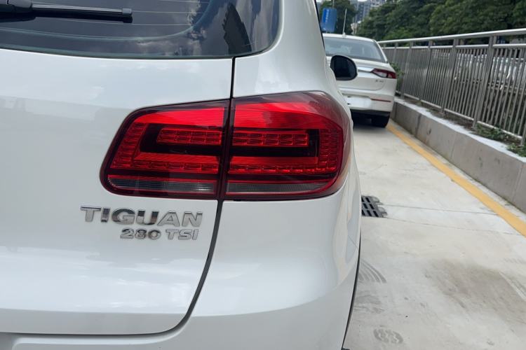 Used Volkswagen Tiguan L 2016 280TSI Automatic Two-Wheel Drive Silk Road Comfort Edition