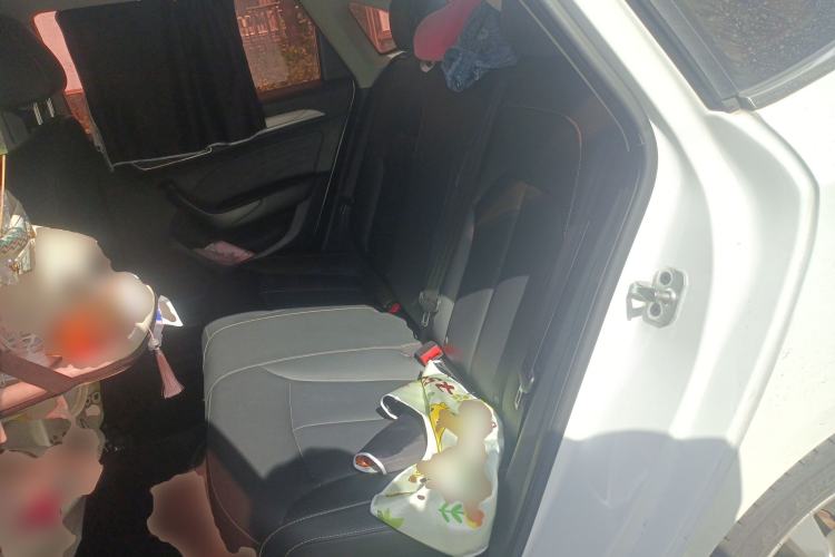 Used Roewe i6 New Energy 2017 45T Hybrid Connect & Smart Enjoyment Edition
